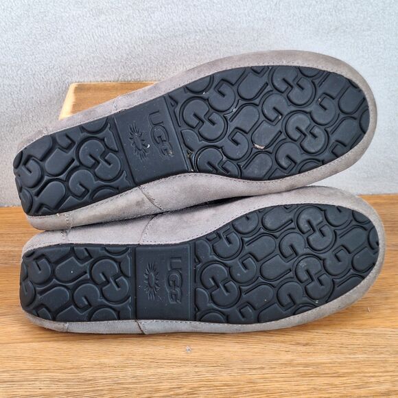 UGG Ascot Men\'s 10 Moccasin Slippers Gray Suede Shearling Lined Slip-On main image 7